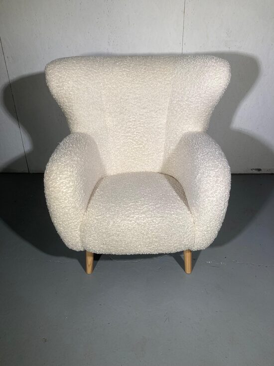 Balts klubkrēsls 95 x 90 x 90cm