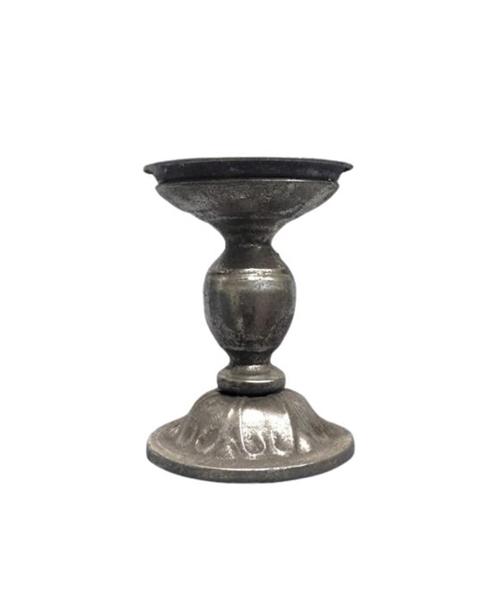 Sudraba svečturis 17cm.