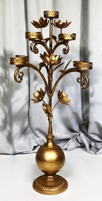 Zelta svečturis (9 vietas)