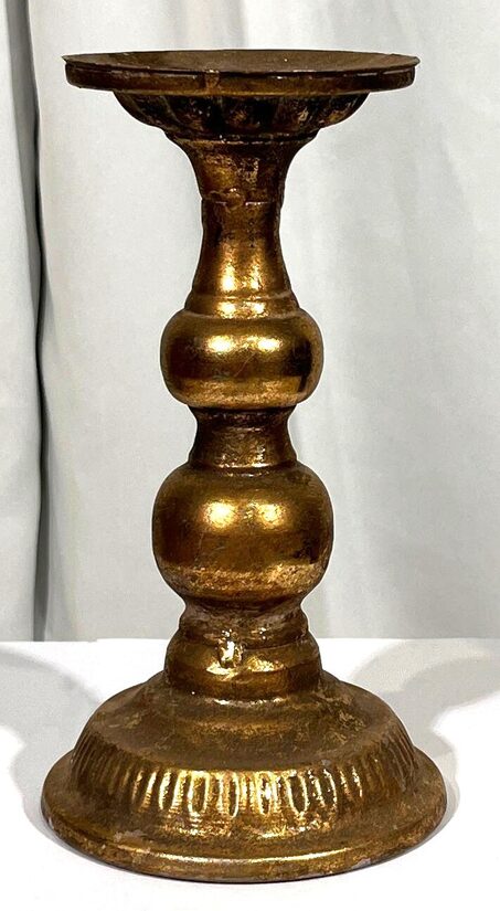 Vecināta Zelta svečturis