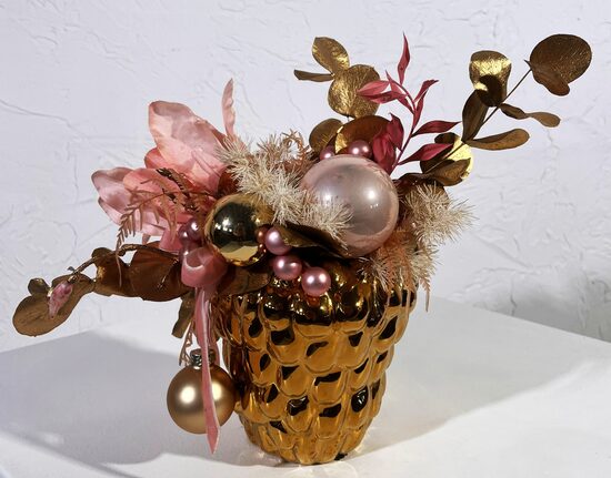 Zelta + rozā kompozīcija