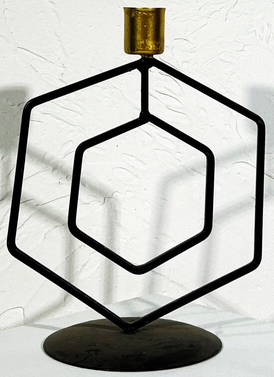 Sešstūra formas svečturis