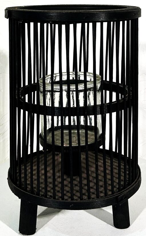 Laternas tipa svečturis (koka melna)