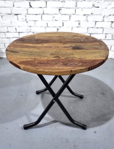 Apaļais galds ar vecināta koka virsmu, metāla kājām 80cm x 80cm x 74cm