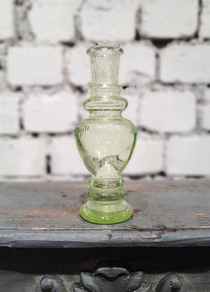 Gaiši zaļš stikla svečturis/vāze 16 cm