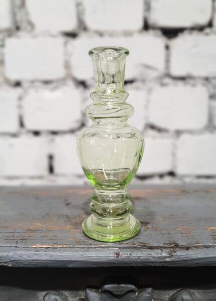 Gaiši zaļš stikla svečturis/vāze 16 cm